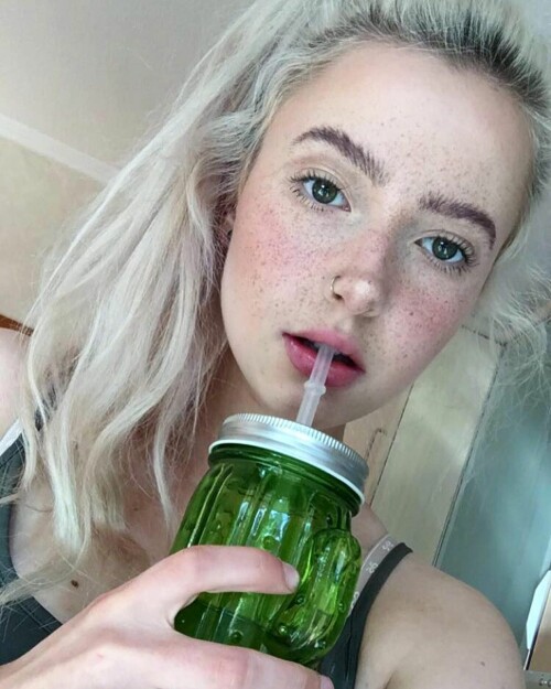 2116917637117358291 2116917630095851810