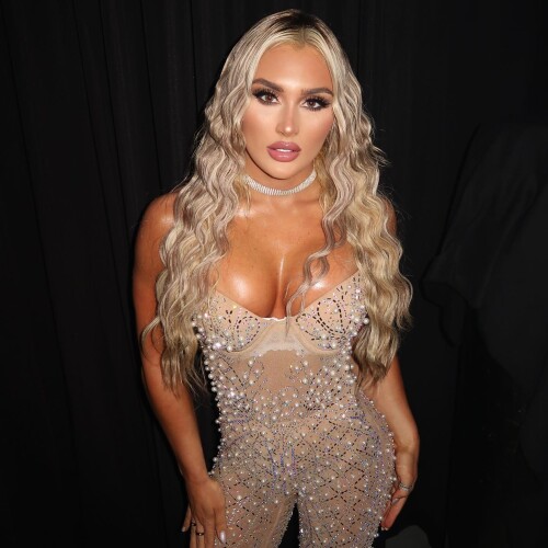 215831329c0f2c5381763fe99