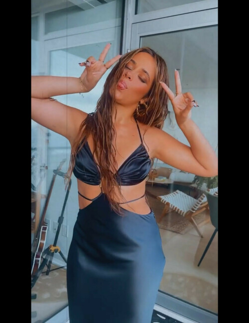 21585972 F2CE 4455 880E E44EACF987DC