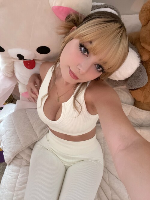 2160x2880 6db51081776209accdcc352c59dc3a9c