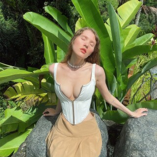 2160x2880_7621e936c28f9ff1b75e89813965d7cde11cea03151f7e02