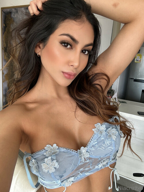 2160x2880 7d1372a4031374bd36abec07de592c512d0d2b9f7eefc307