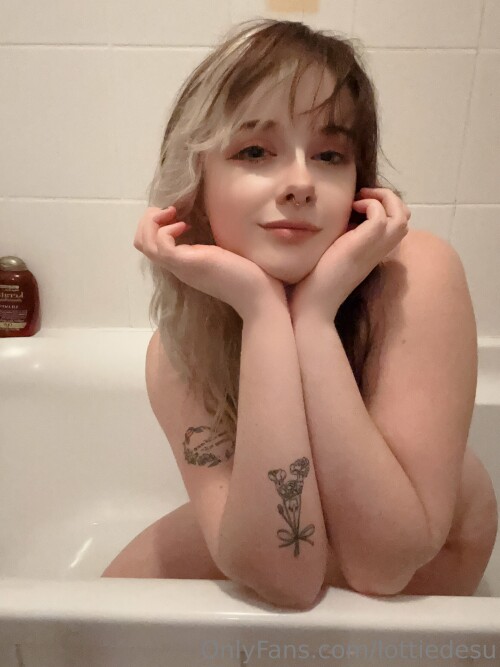 2160x2880 d06c55187042a4ffcd7d2dbb8fe8da34bc3d62ba9c4d373f