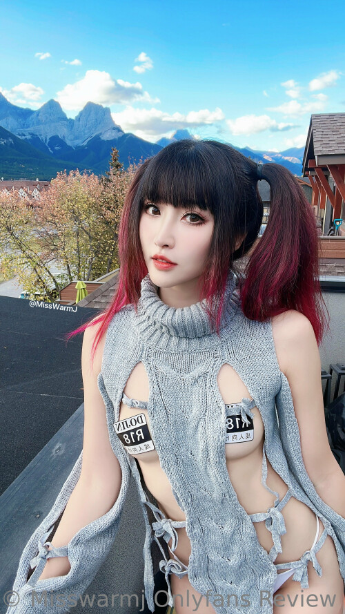 2160x3840 3428876b0c26bb8bcde0113c54004390