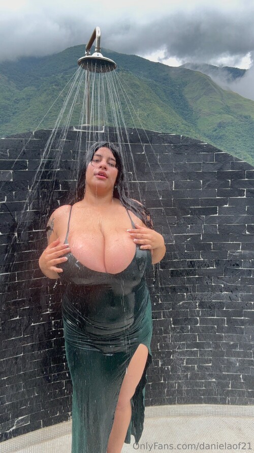 2160x3840 a9542d0d5fb98f2b5c069ff08137b3f5e5da726e6aaa433b