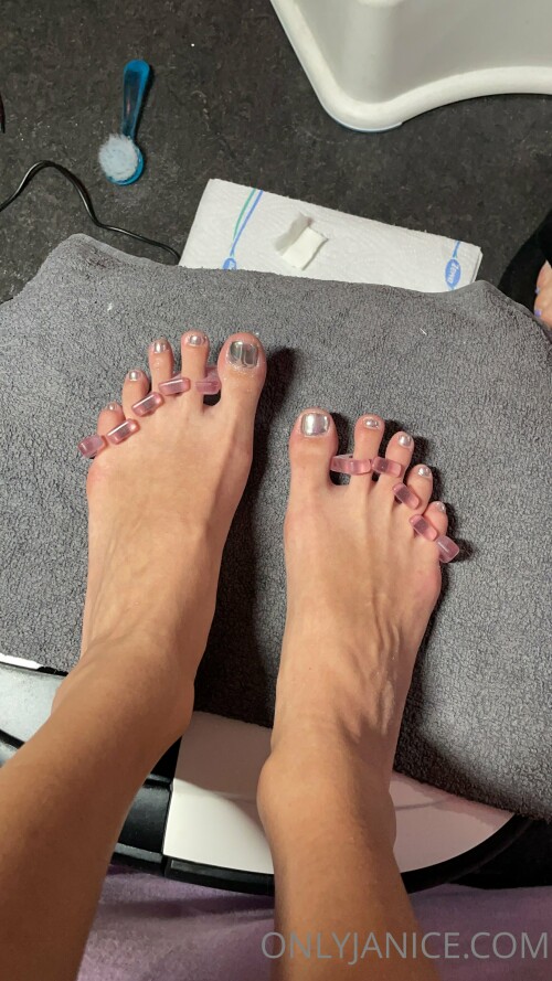 2160x3840 fb32e90132bc7cb8a497929794c3088a