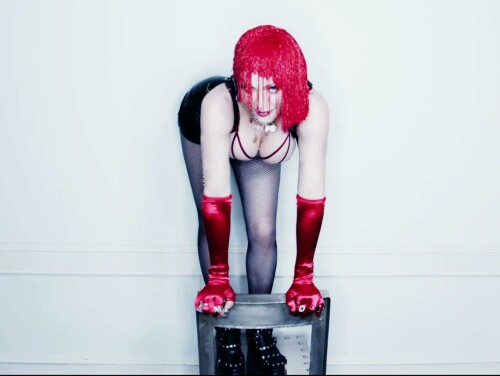 218075896 madonna photoshoot 5 07SW