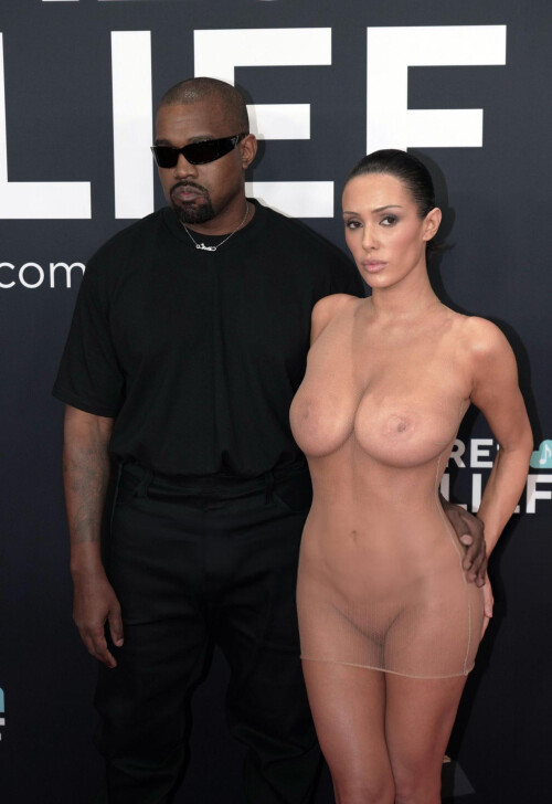 2197306354 1d5ee140835354a44