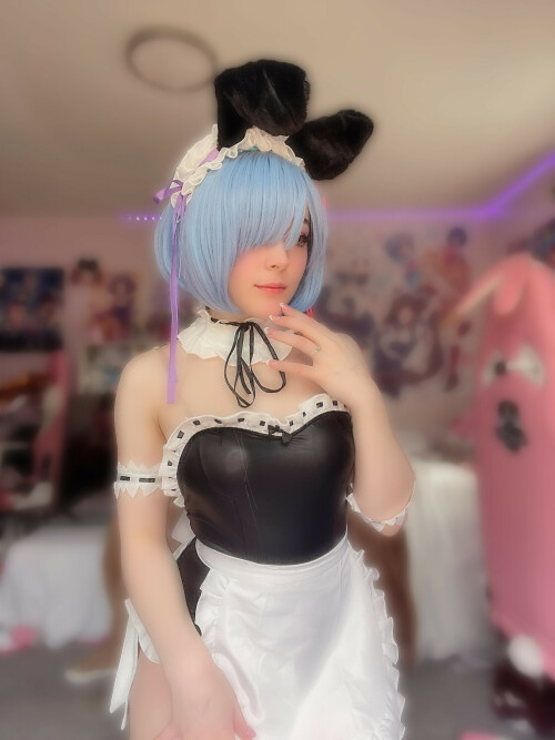 21D4D5AD BB5C 44DF B28E 69DFB98E6490