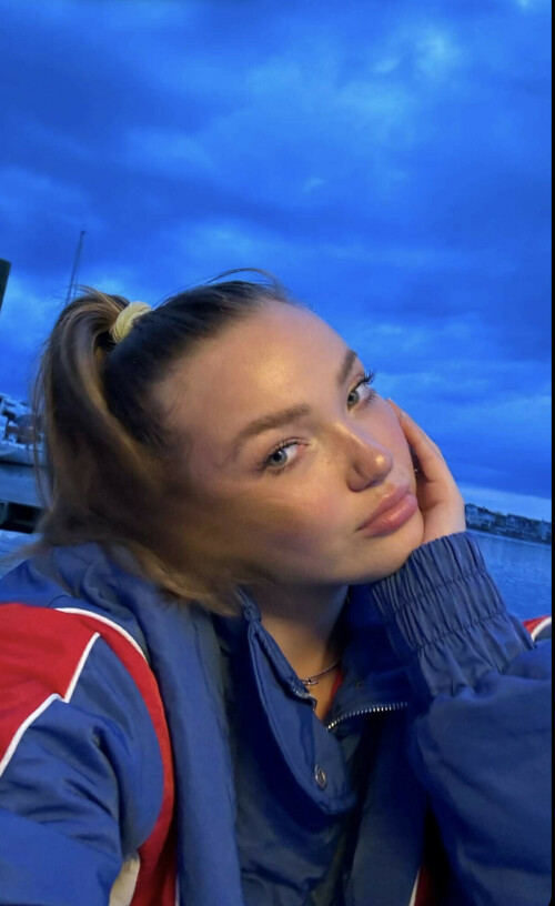 21DA6D66 A1B1 4A30 B7FC 9F531648C4E0