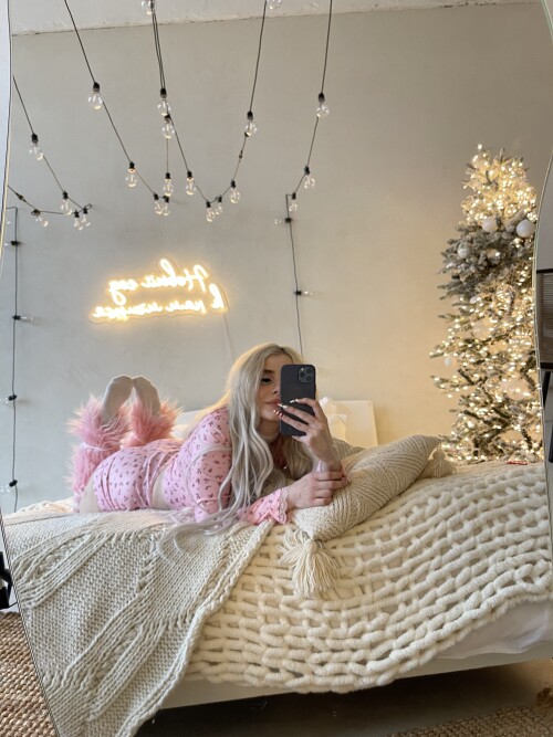 21a87da9 9964 4c87 af1f 310c08421a95749f36ab37fbd852