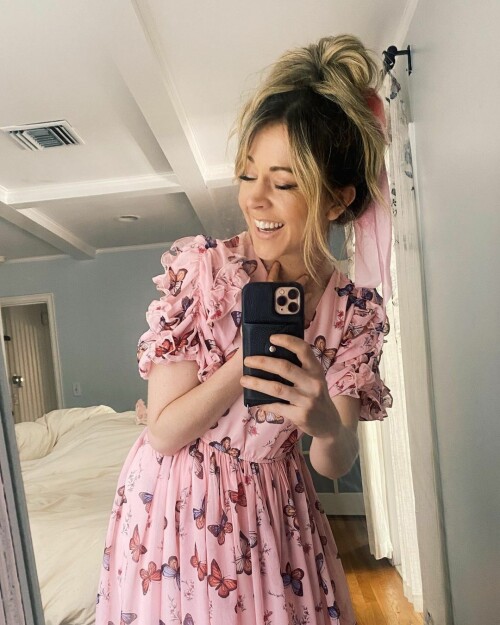 21edbf52f7585e33a635791e4d3642e0aeac4d995118aca4