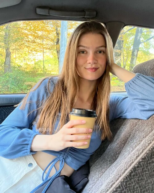 22 11 10 1590566268289306624 p01fe5681088ec2e60