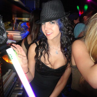 220-37-lg54f8b46ee4f96be1