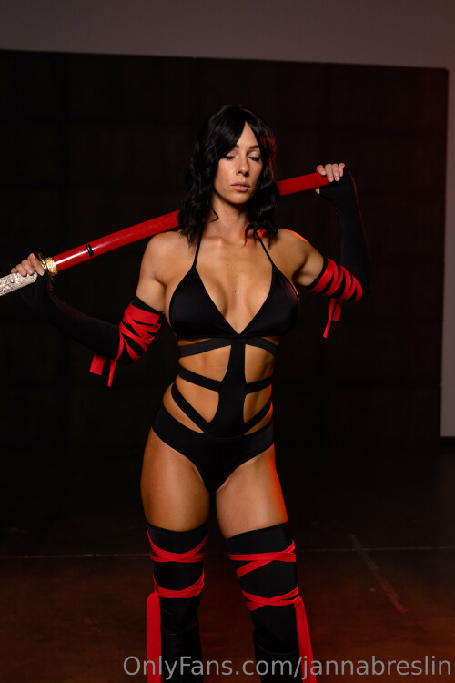 2200x3300 38690505354ab912c949dd8fe960fe45