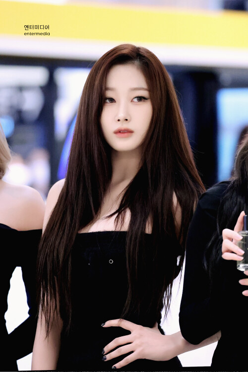 221118 841103172a54c117d