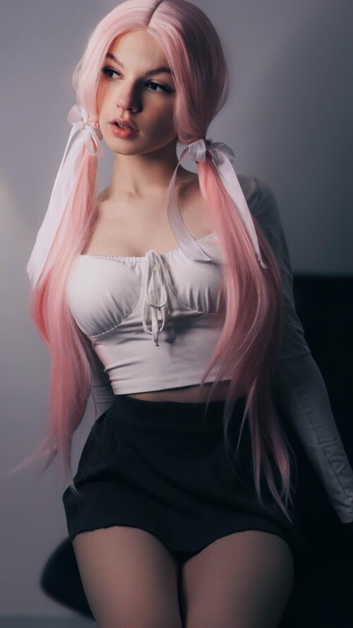 2240x3984 f5b2a8698742b6e2118f7ff3e41a241c