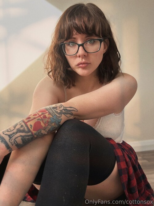 2245x2994 85d6f5082b125ba3397047777ccbca49daa27f4e1d0d81b2