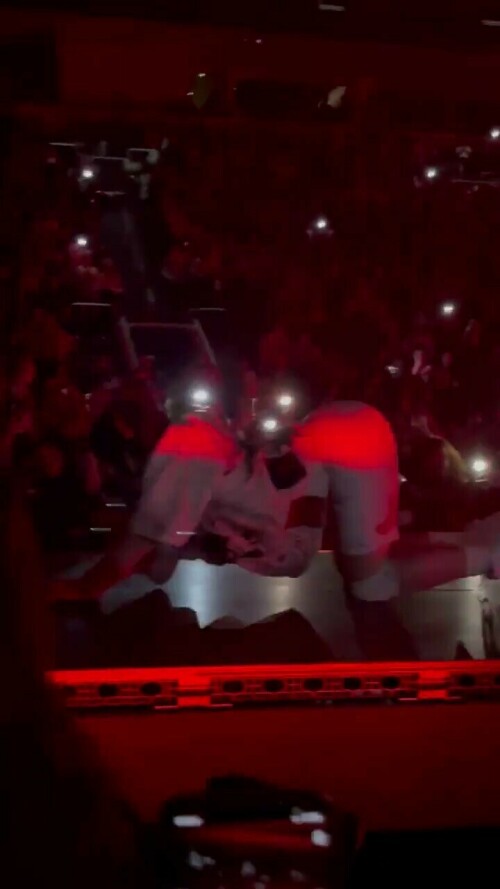 22466FA5 6A88 4C0C 8C50 53D4C0E39ADE