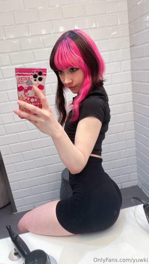 2268x4032 69c4e7f2e7a67e68e45baa372d28e989a93a7723e8d0d021