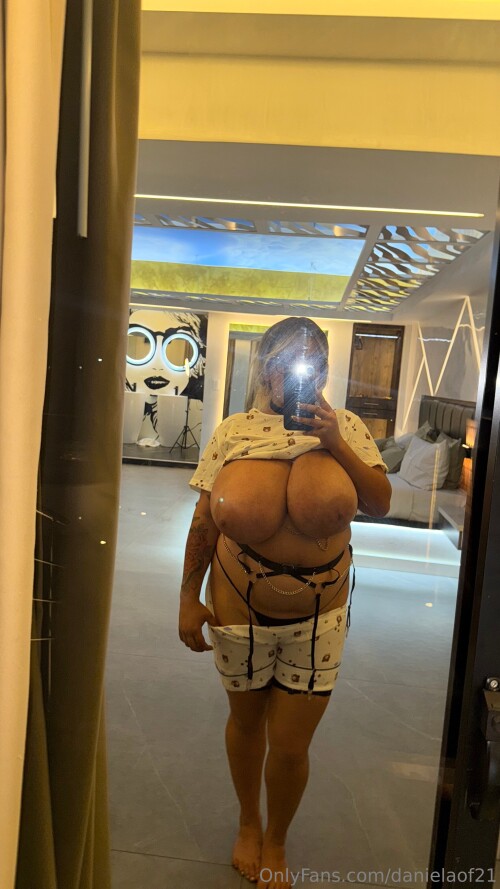 2268x4032 eeaf55e1090552c2bc5d54e325eed0d90c956a4e5e9617f3