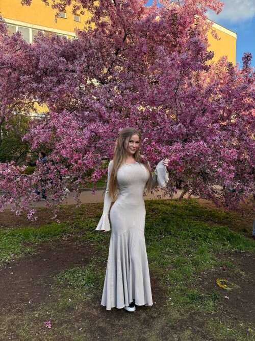 22706230 7dab 40ed 88ec 0c87de058e5fab24f49b03bbef8c