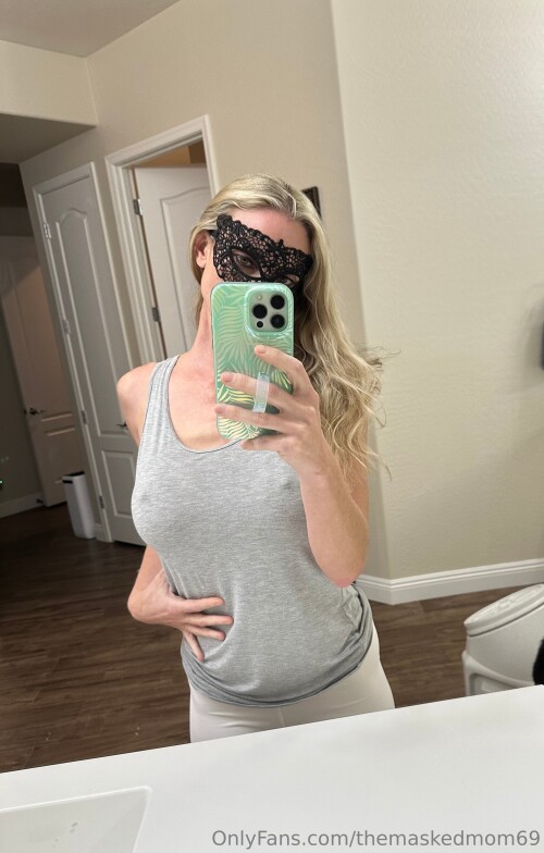 2284x3580 429bf301383cc7a922e035c6fc62fc371c0fad570d3963f7