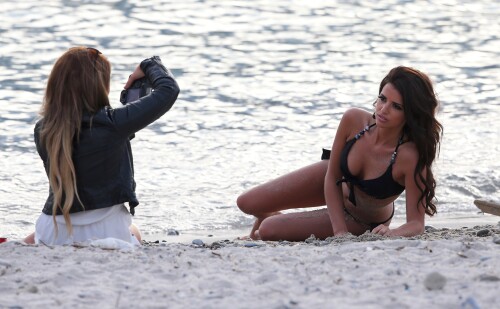 23 CwQEcMr679adbae625941cf