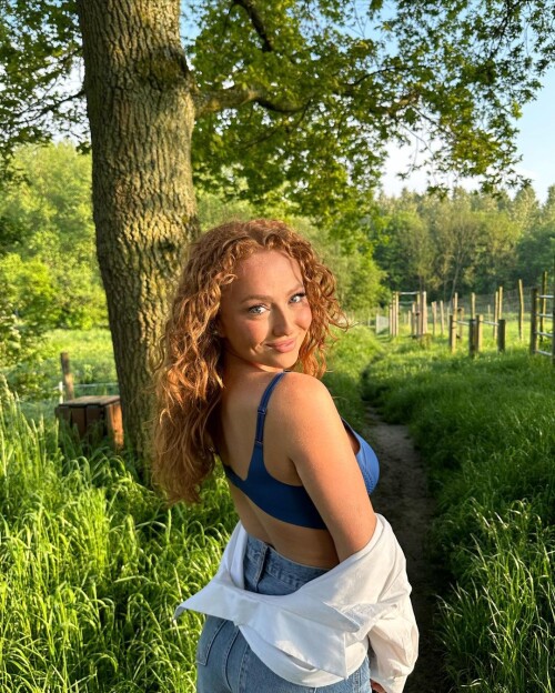 23.05.13cabe109d4eaa8fee89e4d78b539cf4829