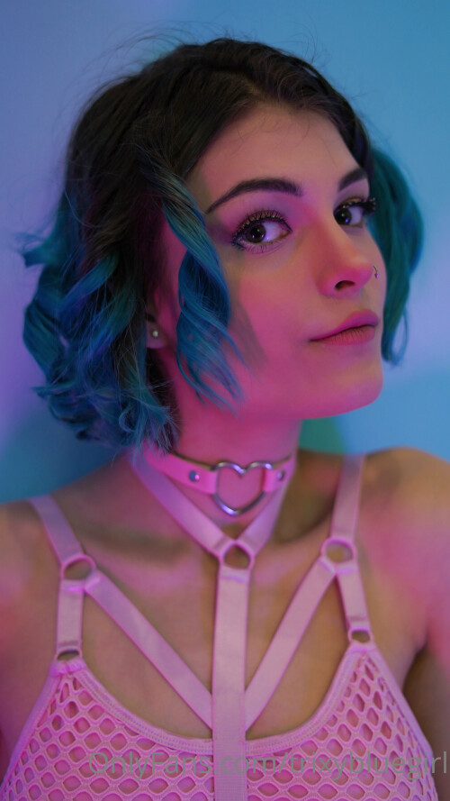 2304x4096 80756de344460cd92909eff811f4112b59e576c300cd9665