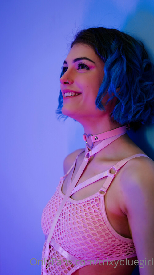 2304x4096 9883e34fcdf4ec1321866fc1f4a192a740035cde44593fd2