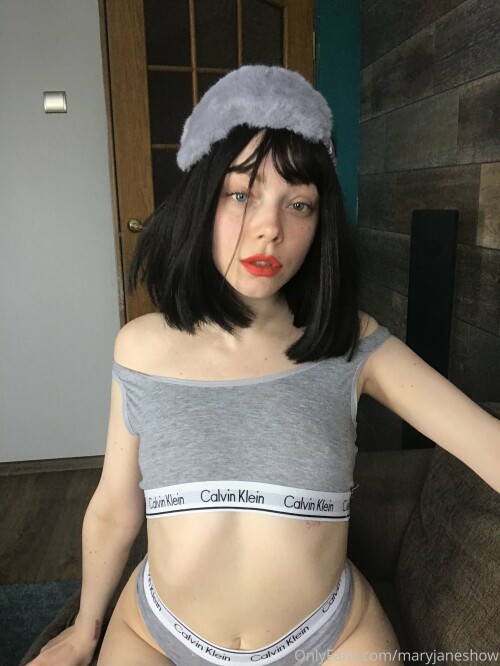 2320x3088 61b7fec0a663d22affe7720fe8da9fa0