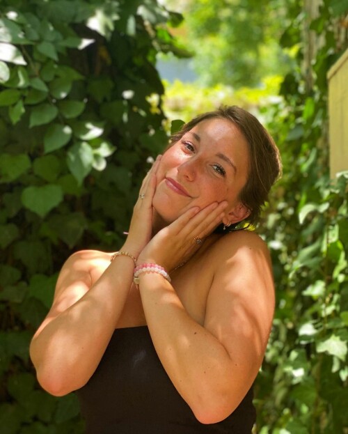 2330905409304731449 2330905407090209633