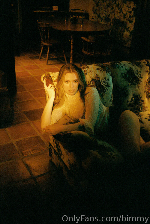 2342x3500 4c4850bb7ad7d3a54f05e886781c737a