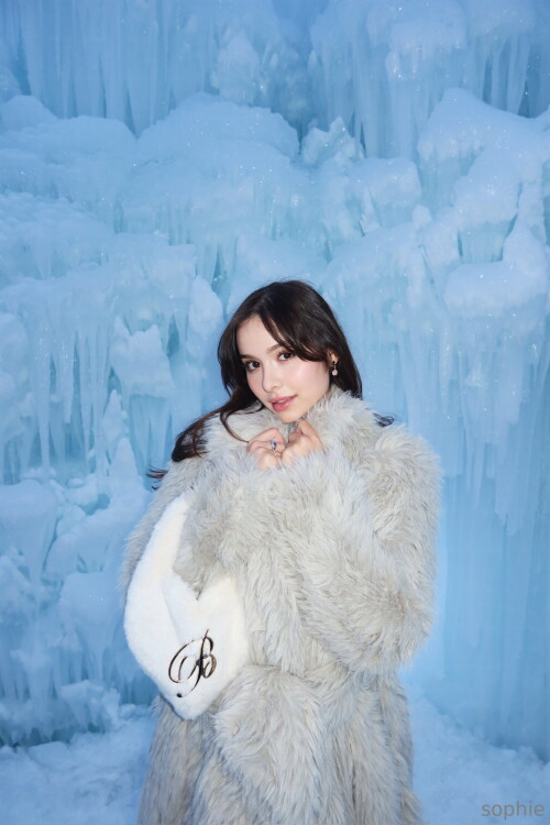 234486d30dd77d3efc9ceb