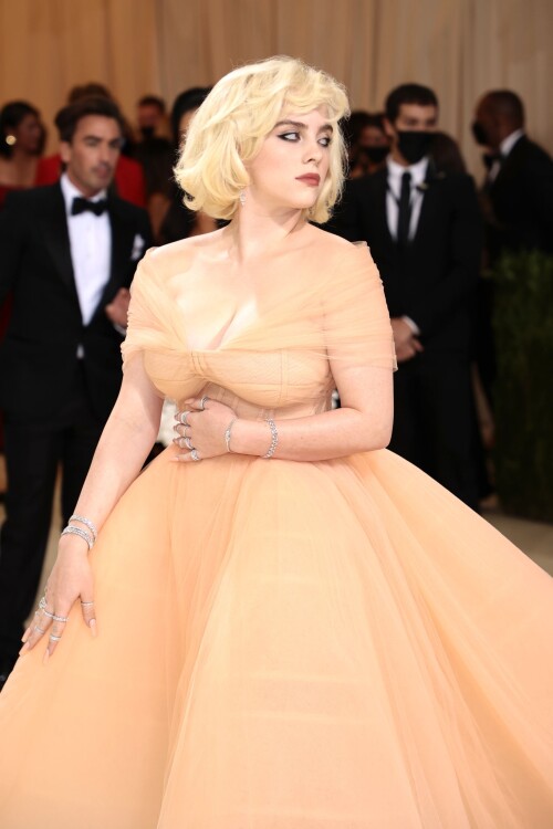 236970494 134016949300