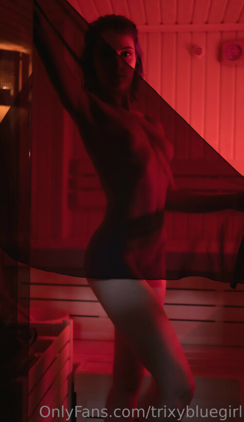 2371x4096 073b651ba2f1f32bc362880f11730d2f85bf1d004f4663b319801eb343531023