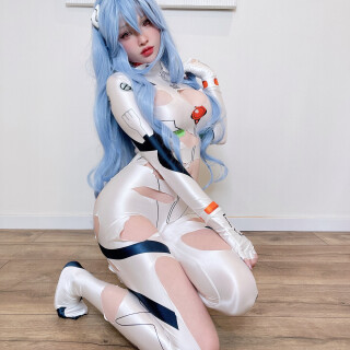 23f4805d3e20239b41e752753f18e6789c