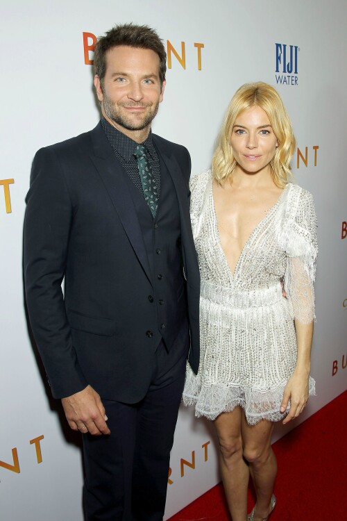 24 yiDXSU2c3d89faa095c9a38