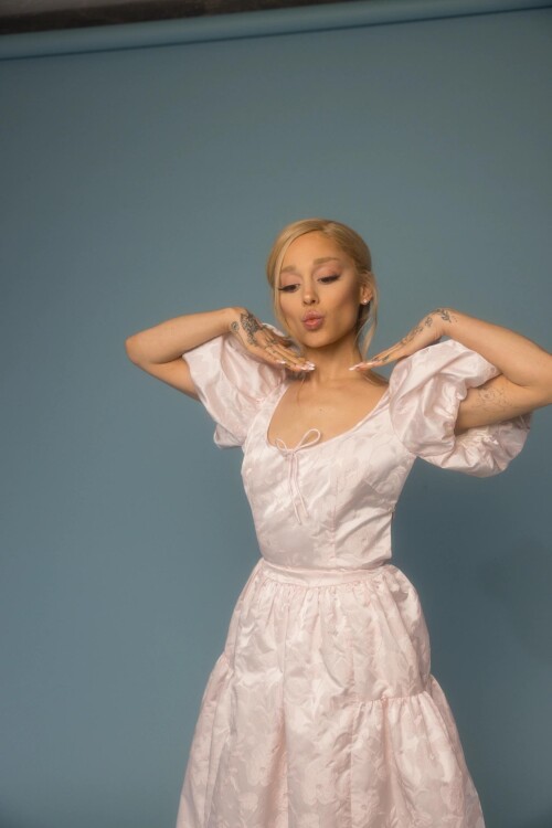 240212 Kat AG MV829544703bd7cb577a9e