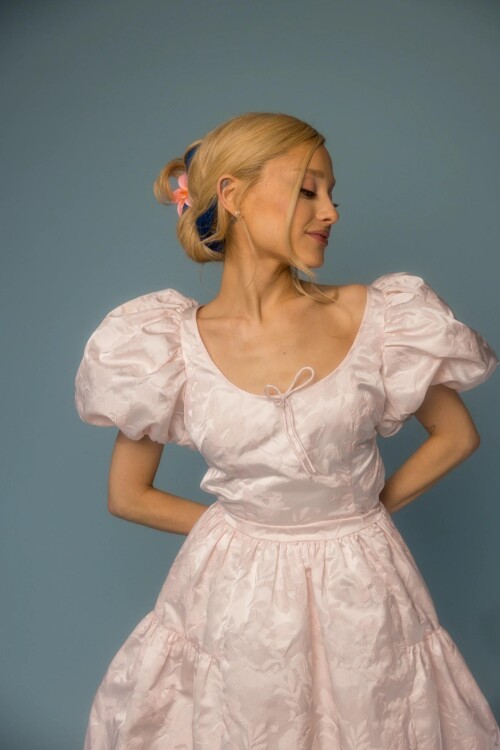 240212 Kat AG MV83096a8315055271f61b