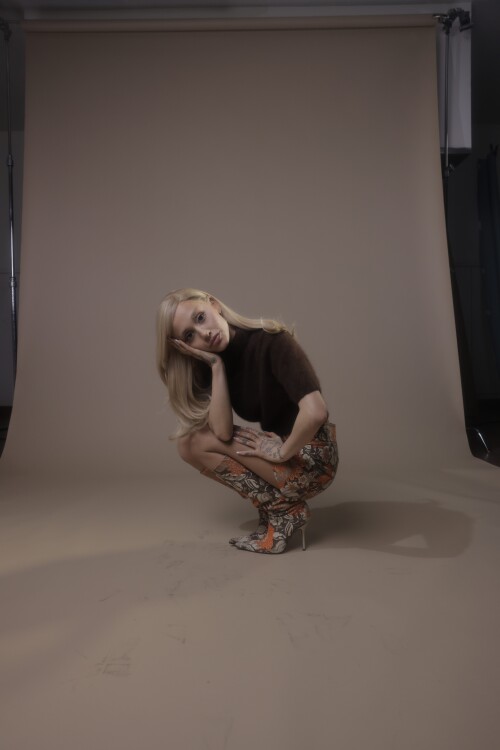 240212 Kat AG MV849456e4319c71e9b48e