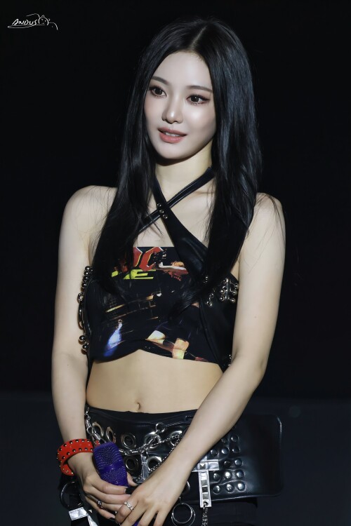 240921 aespa NINGNING at Kookmin Bank s KB Joy Olpak Festival documents 32efda7f1333498db