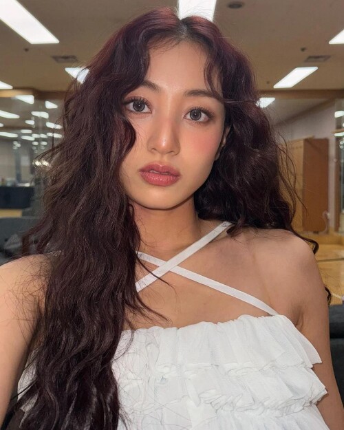 241021 jihyo instagram update with twice 9th anniversary 9 v0 pxud7x4pp2wd1778d7fdb8c6529ec