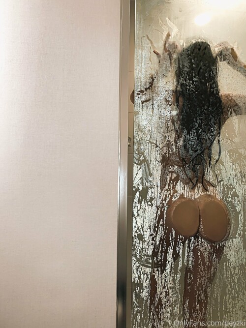 243086158ef3c502a37695f