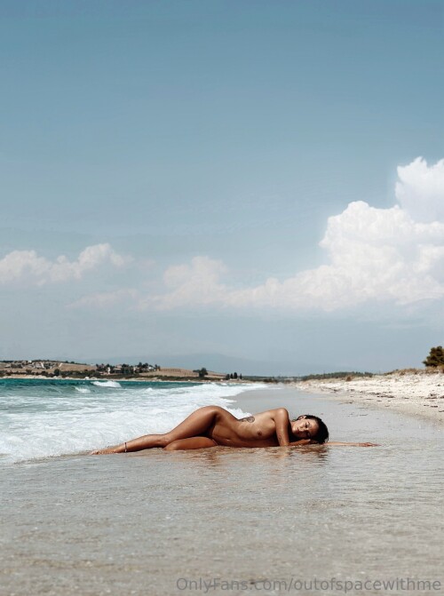 2439x3272 189fb2b1eb90bd38c25afe3f60ed0facf4cd2804a03eed4ab045ab081aa8fd01