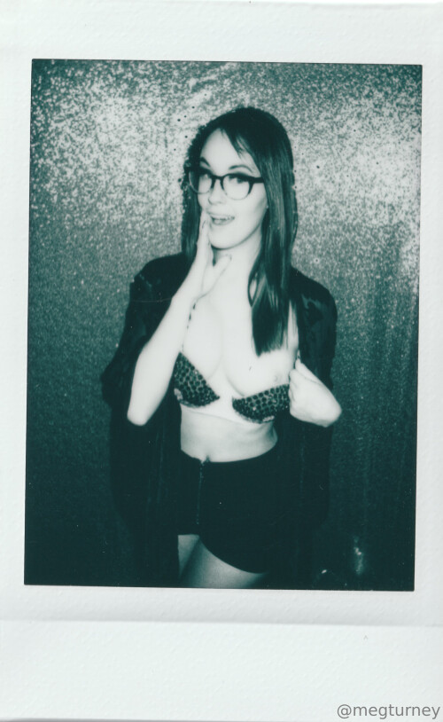 2464x4009 b9ab226b4166e501e98d095e5b08fbea59d31f9ffaab8087