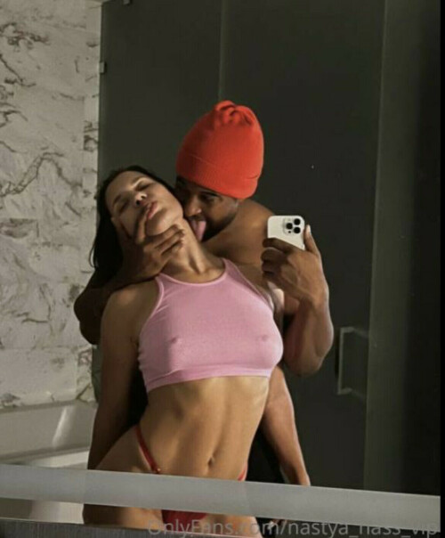 2469E6FF A708 4216 A6FA 545346AA61FA