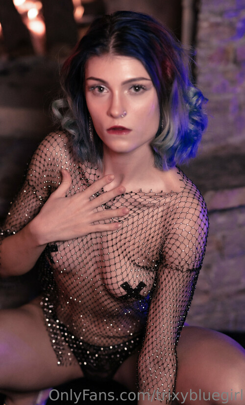 2483x4096 8cc540569ee3e0c0b8dec8eba26c4cdad23b275409f720ce