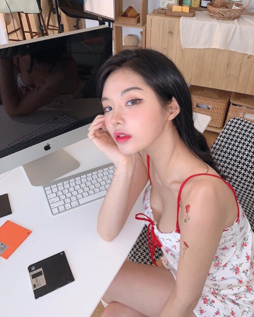 2492309098065174403 487580958b8980f9852620830